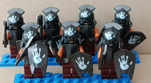 Orks mit rüstung und axt - mit,