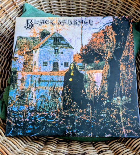 Black sabbath - black,