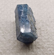 Schöner Santa Maria Aquamarin, Rohkristall natürlich gewachsen,  intensives Blau