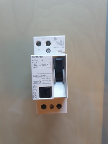 Siemens und eaton - ,