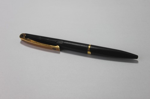 Schöner pelikan 1 - schöner, nr.1