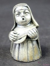 Zinnfigur Musizierende Nonne -
