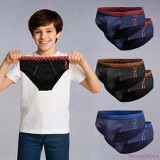 Jungen Slips sortiert