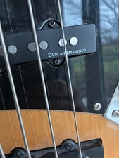 Squier Jazz Bass by Fender
