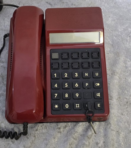 Altes posttelefon fetap rot - altes,