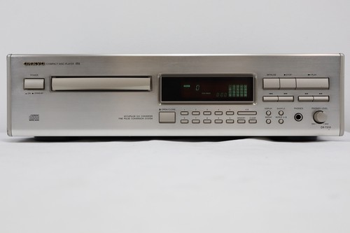 Onkyo compact disc player - disc,