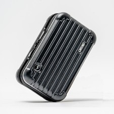 Lufthansa x Rimowa Amenity Kit