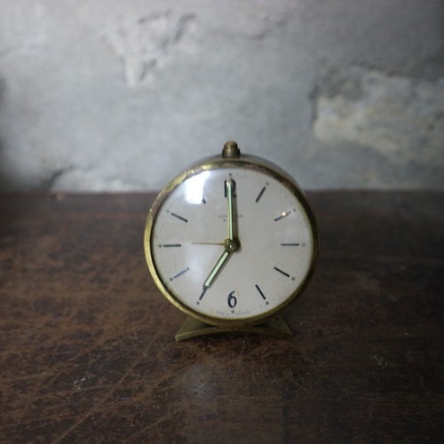 Alter kleiner wecker - alter,