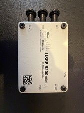 Ettus Research USRP B200