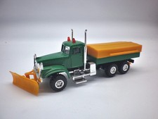 Modellauto Winterdienst Straßendienst Streufahrzeug uh48