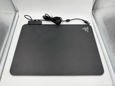 Razer Firefly V2 Chroma RGB Mausmatte - harte Oberfläche, Top Zustand