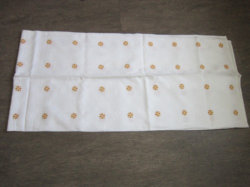 Alte tischdecke weiß mit - alte, tischdecke,