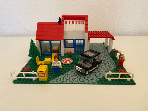 Lego town holiday villa - town:,