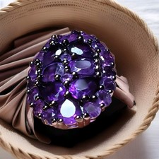 Tiefvioletter amethyst - tiefvioletter,