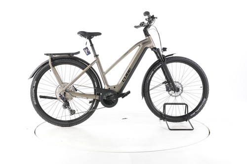 Cube kathmandu hybrid - cube, pro