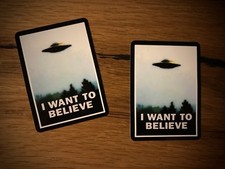 2x UFO Aufkleber Alien Roswell
