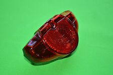 Gazelle AXA Spark Gepäckträger Rücklicht mit Batterien Lochabstand 80mm.