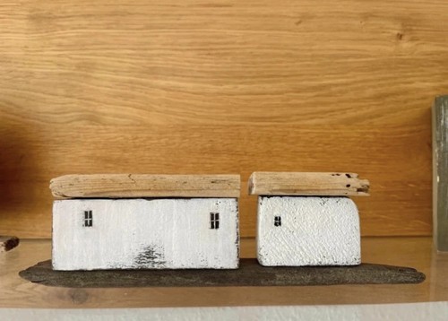 Holzskulptur holzdeko dekohaus - holzskulptur,