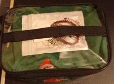 Set Damenkosmetik mit Handtuch und Aufbewahrungsbox