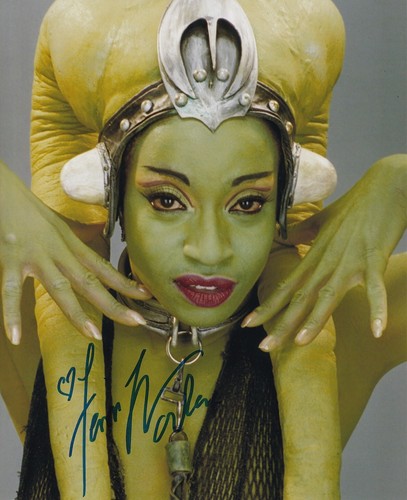 Femi taylor signed autogramm - taylor,