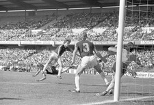 Eintracht Frankfurt - TeBe