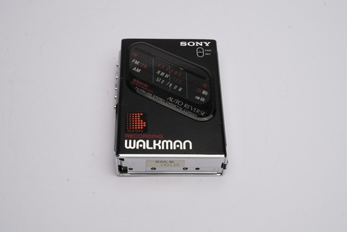 Sony f203 walkman - wm-f203,