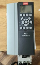 Danfoss Frequenzumrichter VLT HVAC FC102 FC-102P5K5T4E20H1 Steuerung Heizung 
