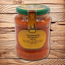 Hausgemachter Wurstgulasch im