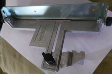 Bosch Parallel- und Winkelanschlag mit 45°-Einstellung für Bosch-Handhobel GHO