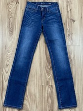 Levi’s Slight Curve Classic