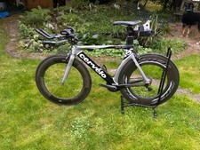 Cervélo P3 Triathlonrad mit Zipp-Laufrädern (Vollcarbon)
