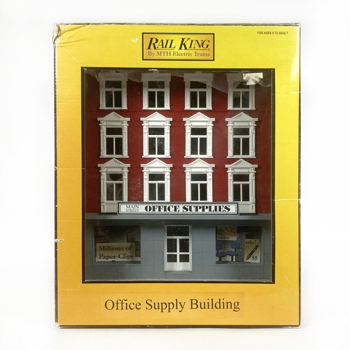 Lot 8699 rail - rail, king