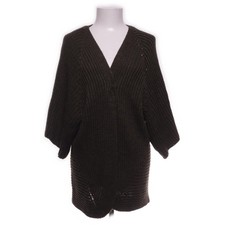 Carina Ricci, Strickjacke