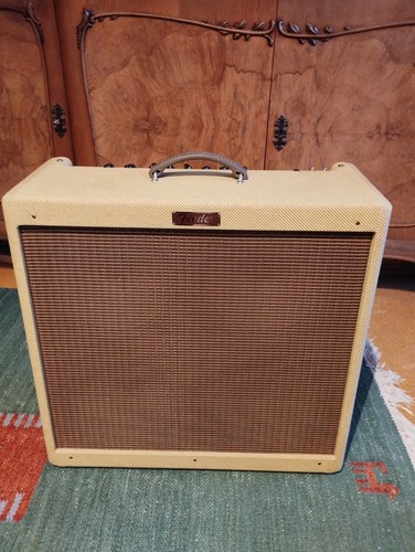 Fender blues deville w - 60,