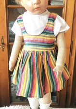 bezauberndes altes Puppenkleid