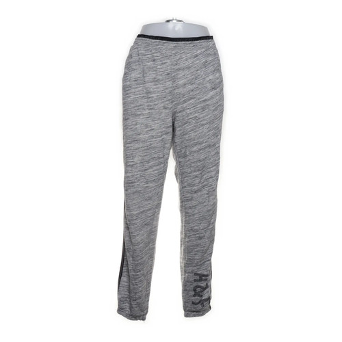 Abercrombie fitch - &,