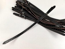 Stahlhelm Kinnriemen Wehrmacht. Eiserne Beschläge, feldgrau lackiert. Für Stahlh