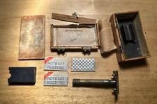 Antiker Rasierhobel Mit Klingen und Kästchen „Kronenberg Supra“