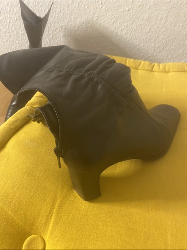 Schwarze lederstiefel janet - schwarze,