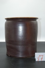 Antiker Pflanzentopf