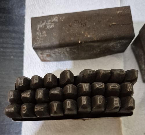 Ddr schlagbuchstaben z - , a-z