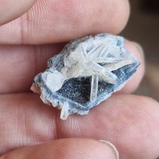 Selten, Vorobyevit (Rosterit)