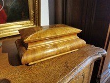 Schatulle, Nussbaum, wie Frankfurter Wellenschrank