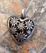 1x Charivari Anhänger