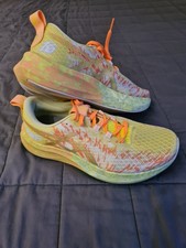 Asics NOOSA TRI 16 Gr. 42 / 10 750 Safetey Yellow Matcha gelb orange grün