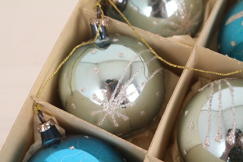 Alte weihnachtskugeln blau - weihnachtskugeln,
