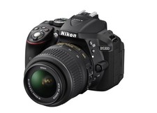 Nikon D5300 24.2 MP Kit mit