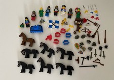 Lego Ritter Sammlung / alte Ritter Minifiguren, Pferde, Sattel und Zubehör