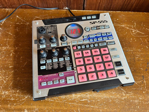 Roland 555 creative - sp-555,
