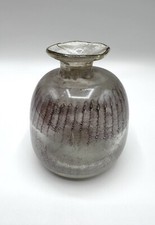 Alte Vase Glas Signiert